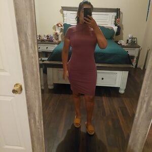 Chic Mauve Midi Dress